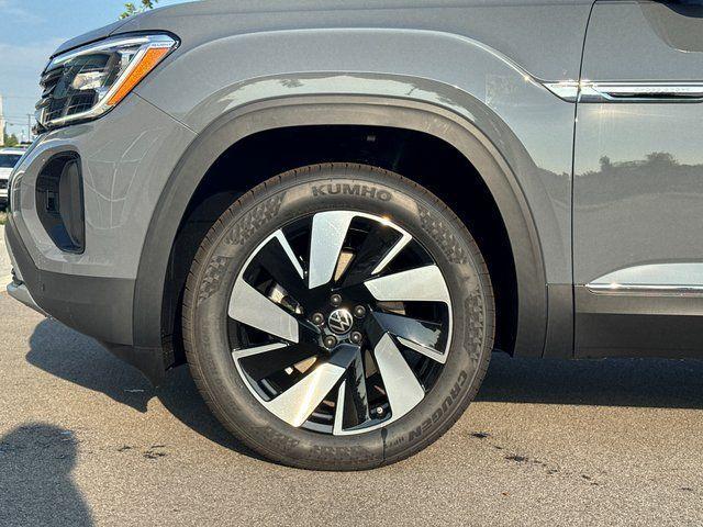 new 2025 Volkswagen Atlas Cross Sport car, priced at $48,518