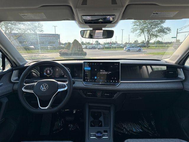 new 2025 Volkswagen Tiguan car, priced at $32,188