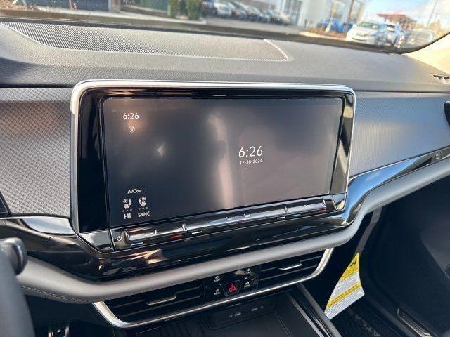 new 2025 Volkswagen Atlas car, priced at $47,943