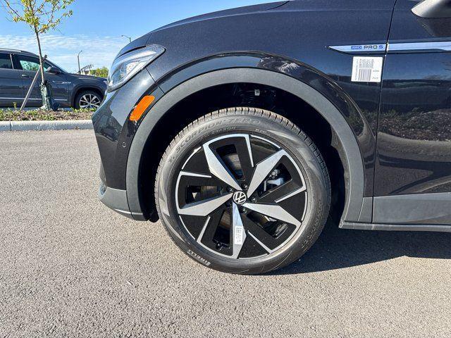 new 2025 Volkswagen ID.4 car, priced at $54,513