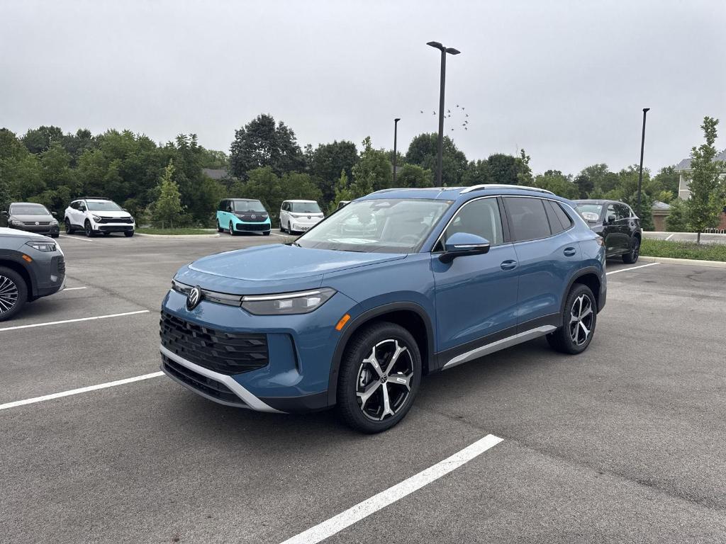 new 2025 Volkswagen Tiguan car, priced at $34,850