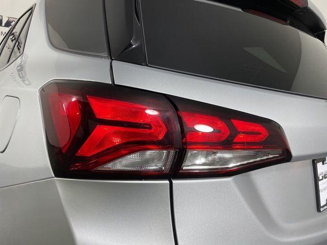 used 2022 Chevrolet Equinox car, priced at $20,807