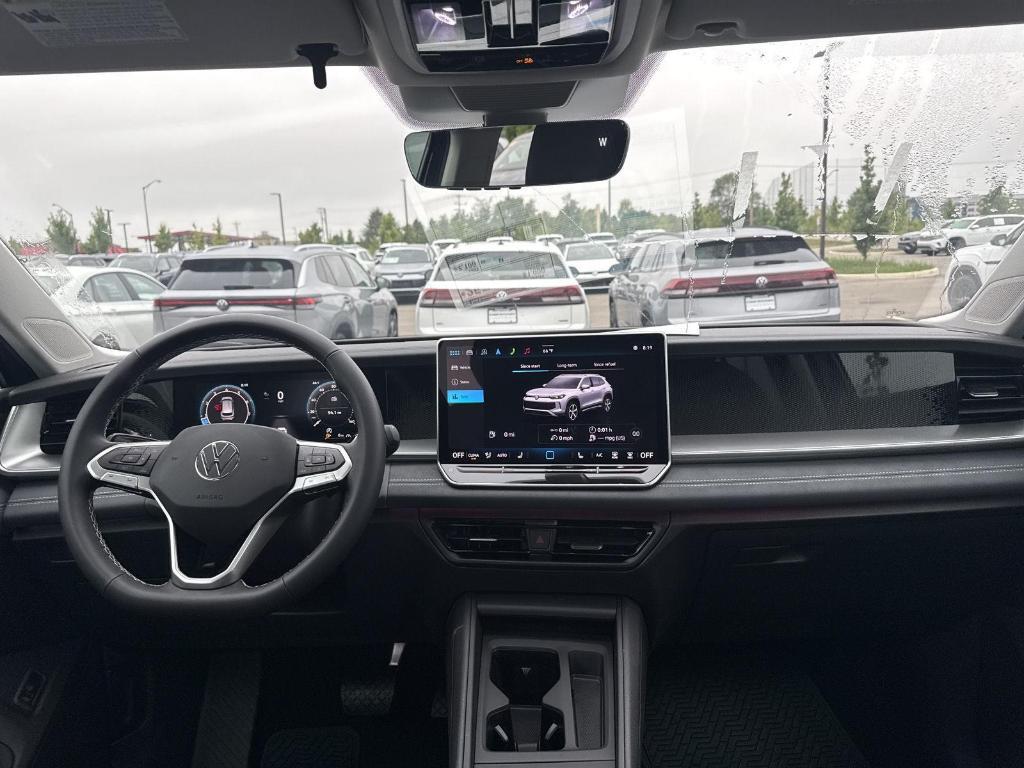 new 2025 Volkswagen Tiguan car, priced at $37,418
