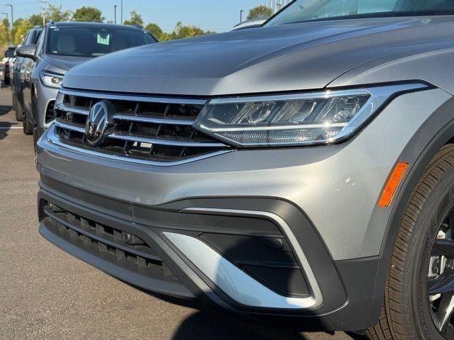 new 2024 Volkswagen Tiguan car, priced at $35,412
