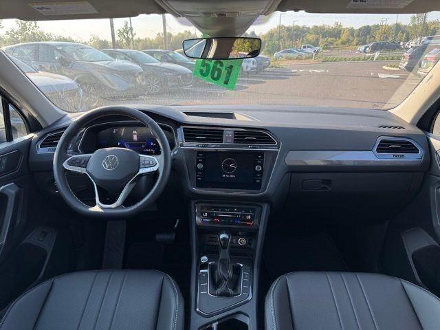new 2024 Volkswagen Tiguan car, priced at $35,412