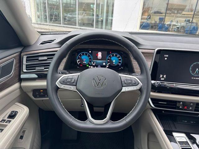 new 2025 Volkswagen Atlas car, priced at $50,839