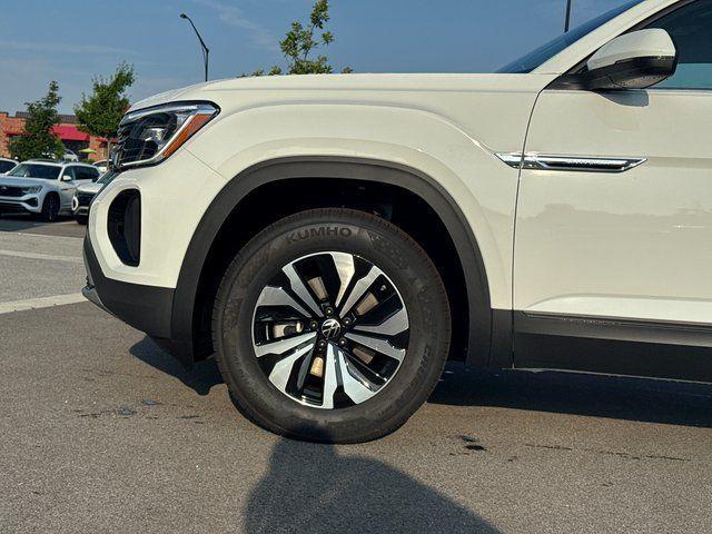 new 2025 Volkswagen Atlas Cross Sport car, priced at $40,218
