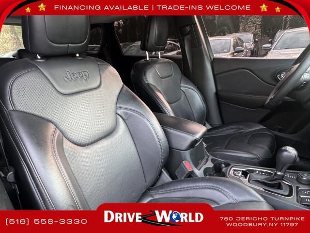 used 2023 Jeep Cherokee car, priced at $18,895