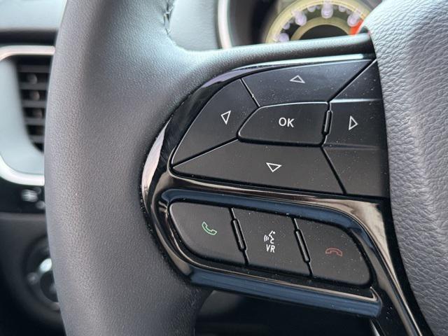 used 2023 Jeep Cherokee car, priced at $19,495