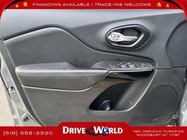 used 2023 Jeep Cherokee car, priced at $18,895
