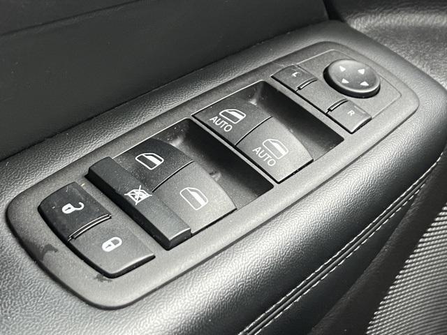 used 2021 Jeep Grand Cherokee car, priced at $20,995