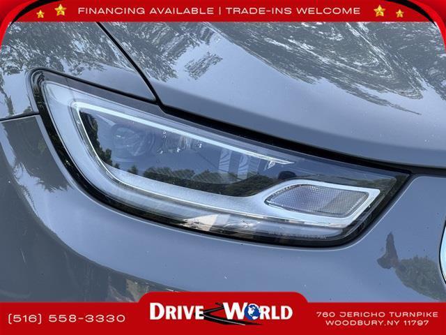 used 2021 Chrysler Pacifica car, priced at $19,549