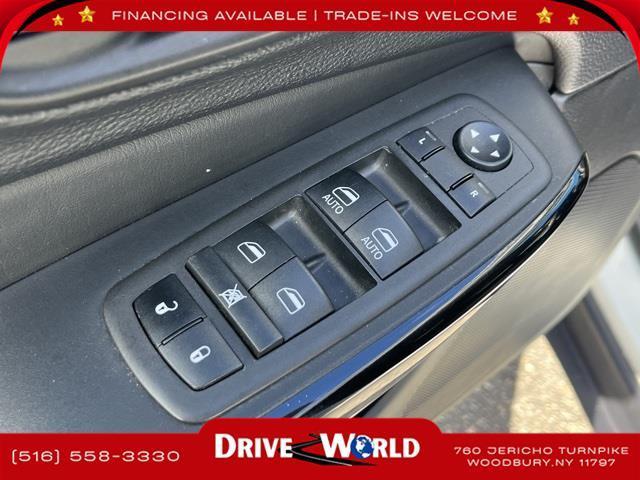 used 2023 Jeep Cherokee car, priced at $18,349