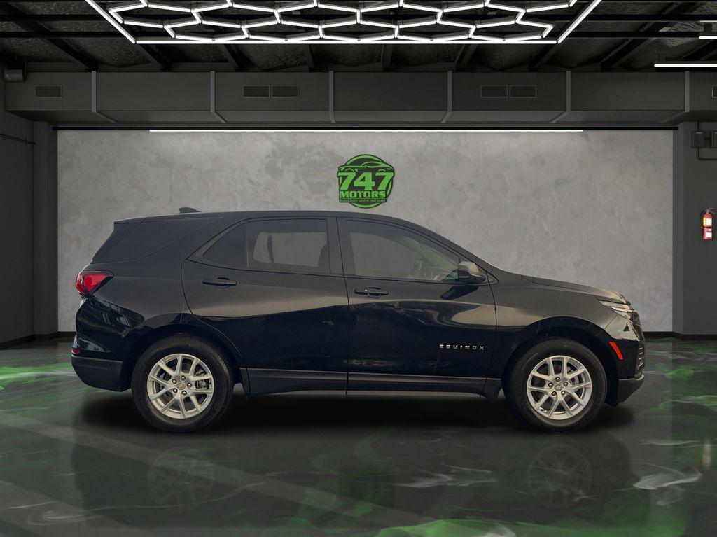 used 2024 Chevrolet Equinox car, priced at $14,895