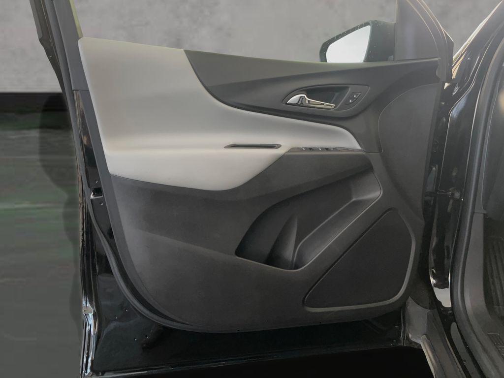 used 2024 Chevrolet Equinox car, priced at $14,895