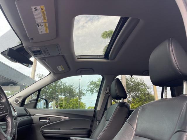 used 2020 Honda Pilot car, priced at $20,595