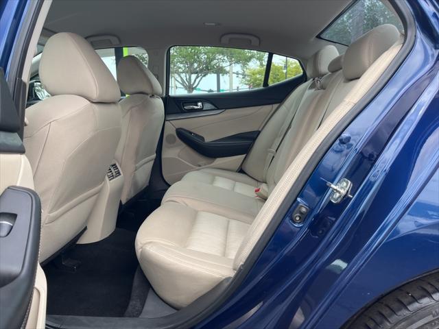 used 2017 Nissan Maxima car, priced at $12,895