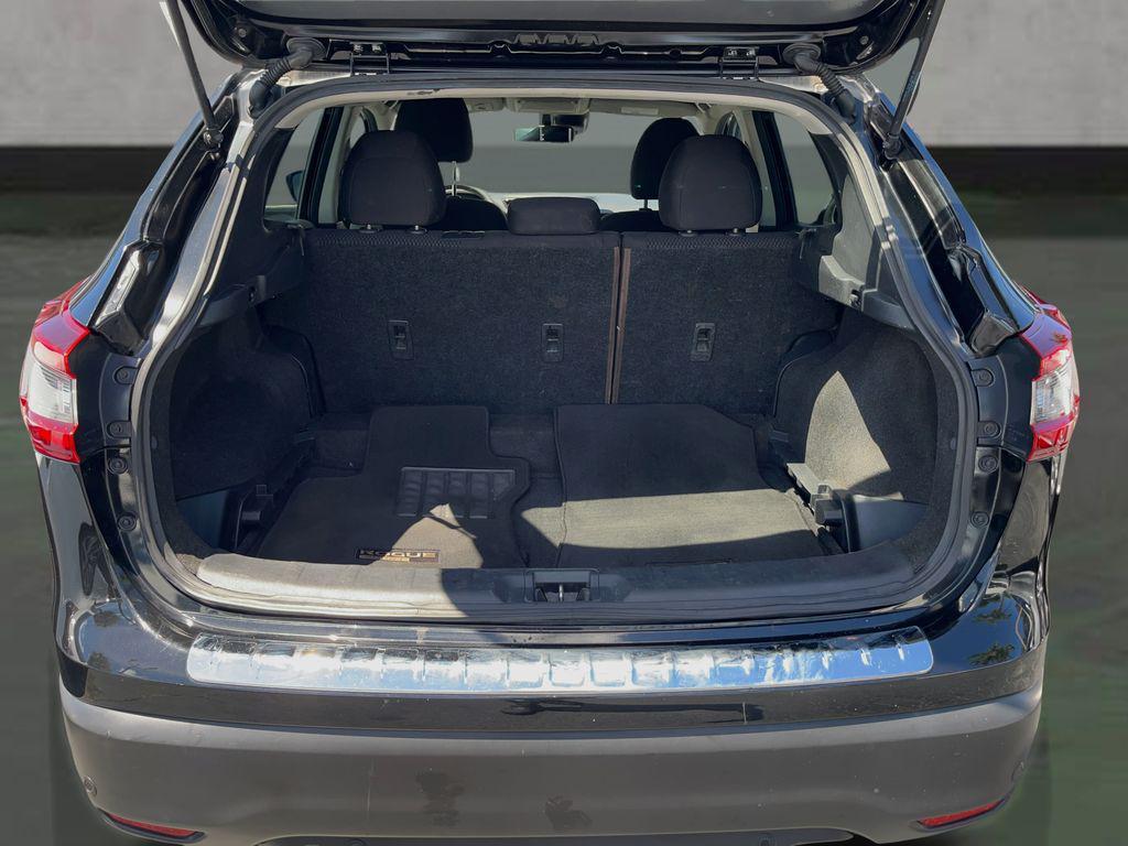 used 2020 Nissan Rogue Sport car, priced at $11,995