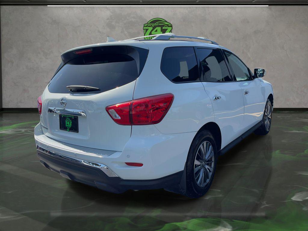 used 2020 Nissan Pathfinder car, priced at $13,595
