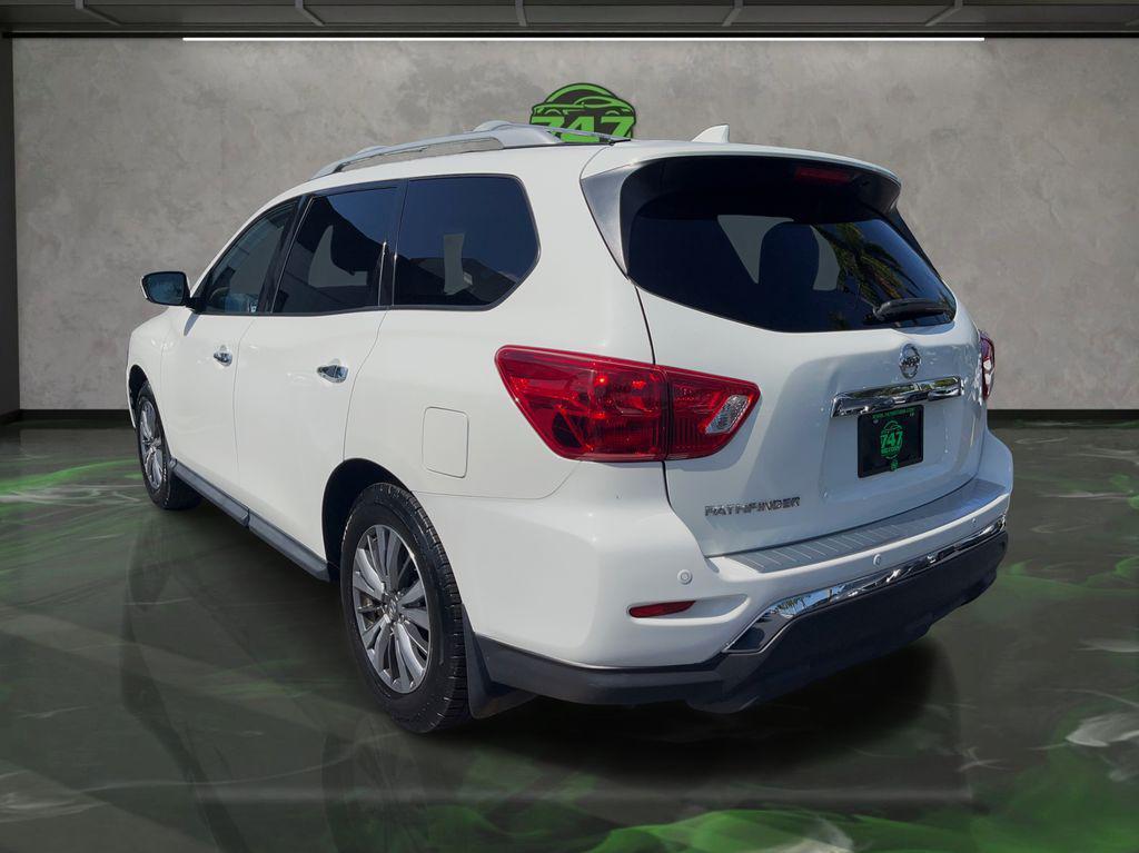 used 2020 Nissan Pathfinder car, priced at $13,595