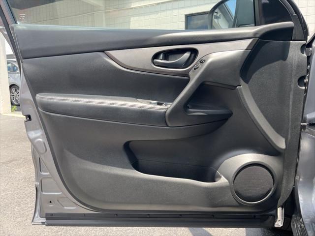 used 2020 Nissan Rogue Sport car, priced at $12,595