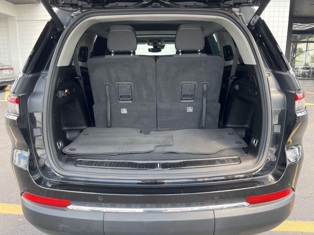 used 2022 Jeep Grand Cherokee L car, priced at $22,895