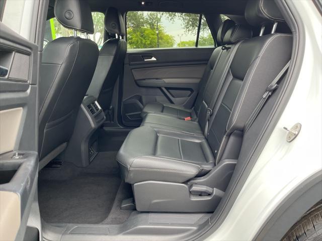used 2021 Volkswagen Atlas Cross Sport car, priced at $18,995
