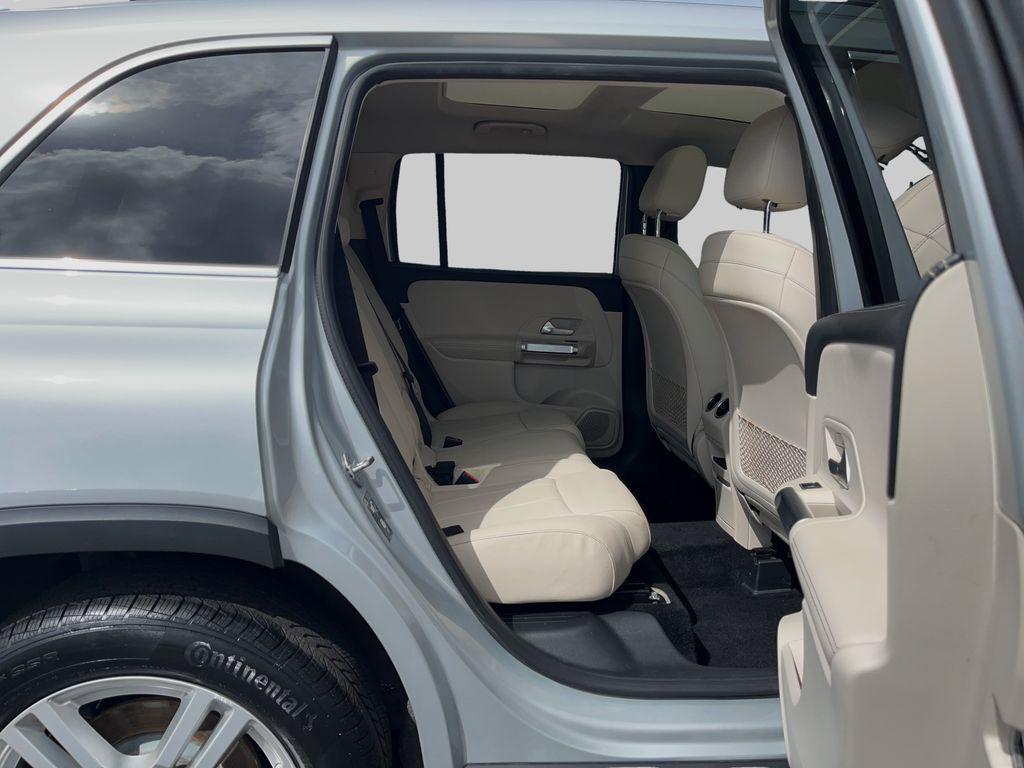used 2021 Mercedes-Benz GLB 250 car, priced at $21,895