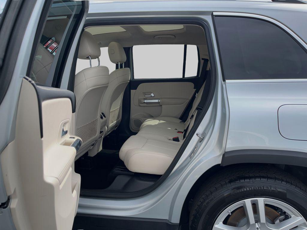 used 2021 Mercedes-Benz GLB 250 car, priced at $21,895