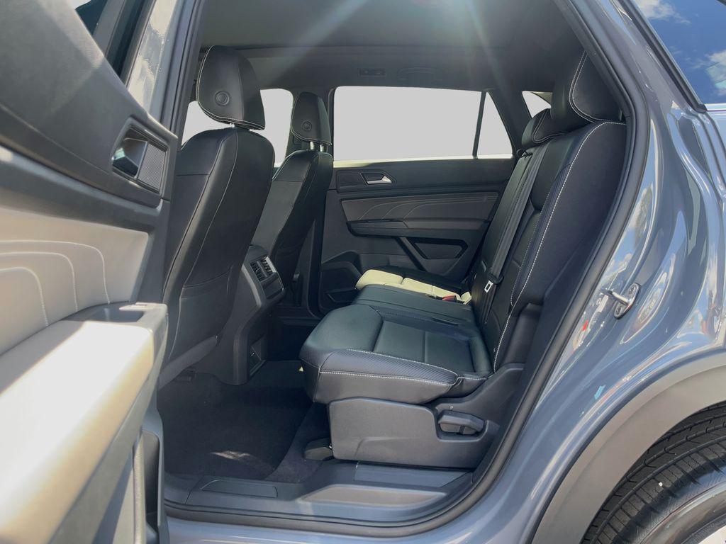 used 2021 Volkswagen Atlas Cross Sport car, priced at $20,895