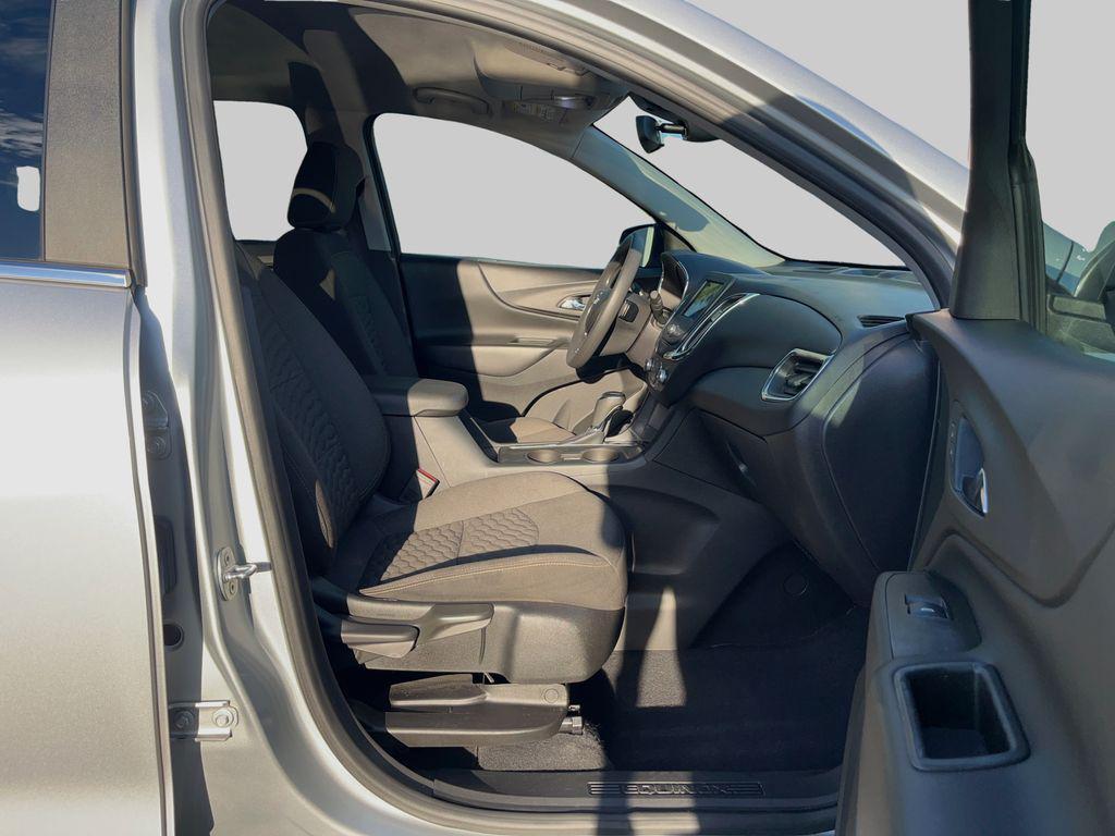 used 2021 Chevrolet Equinox car, priced at $13,895