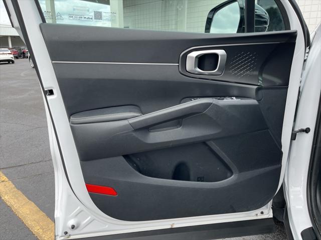 used 2022 Kia Sorento car, priced at $22,995