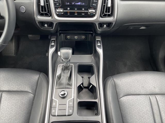 used 2022 Kia Sorento car, priced at $22,995