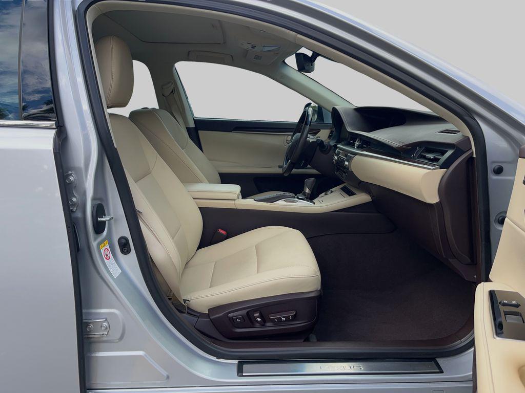 used 2018 Lexus ES 350 car, priced at $21,895