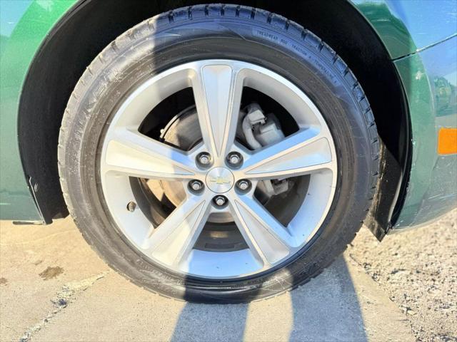 used 2014 Chevrolet Cruze car, priced at $6,500