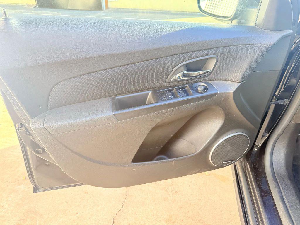 used 2011 Chevrolet Cruze car, priced at $5,500