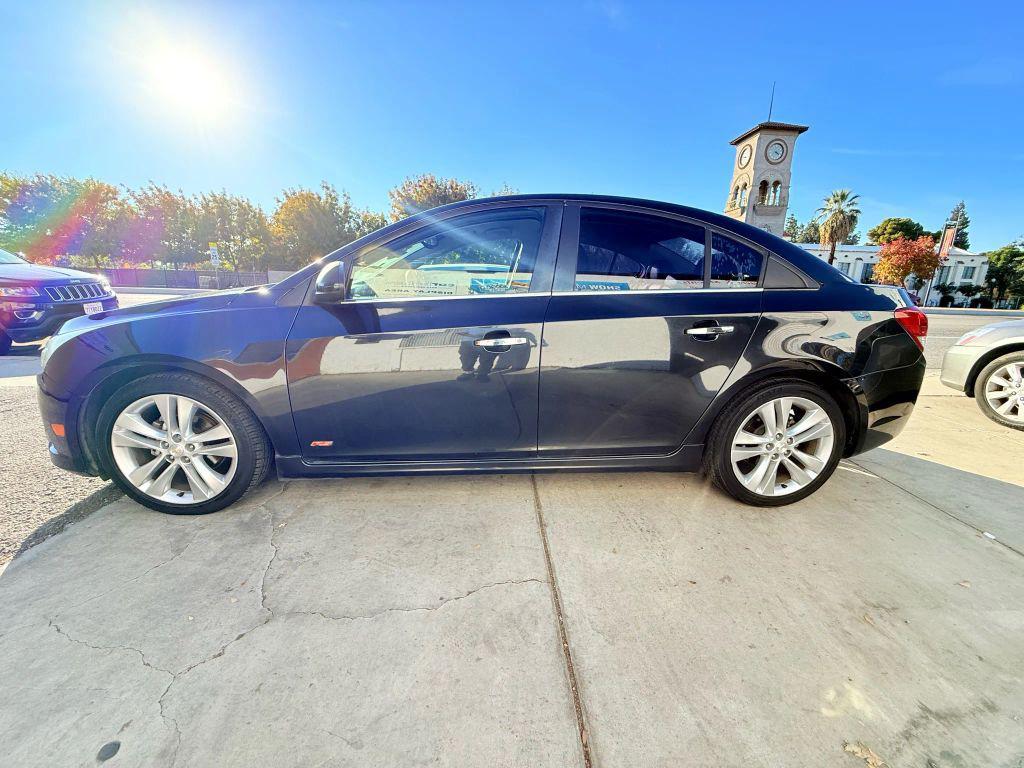 used 2011 Chevrolet Cruze car, priced at $5,500