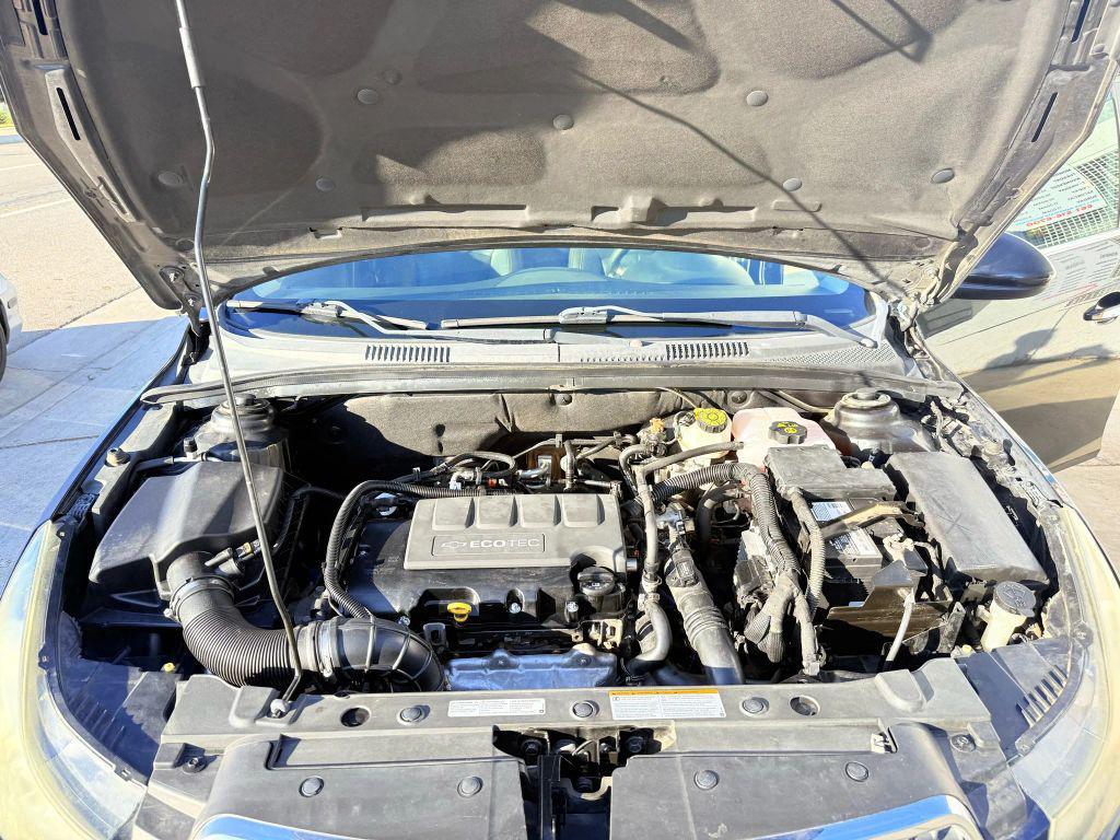 used 2011 Chevrolet Cruze car, priced at $5,500