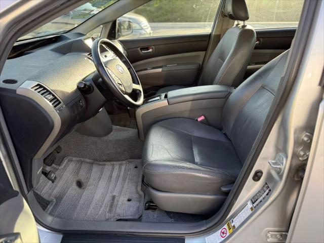 used 2007 Toyota Prius car, priced at $5,500