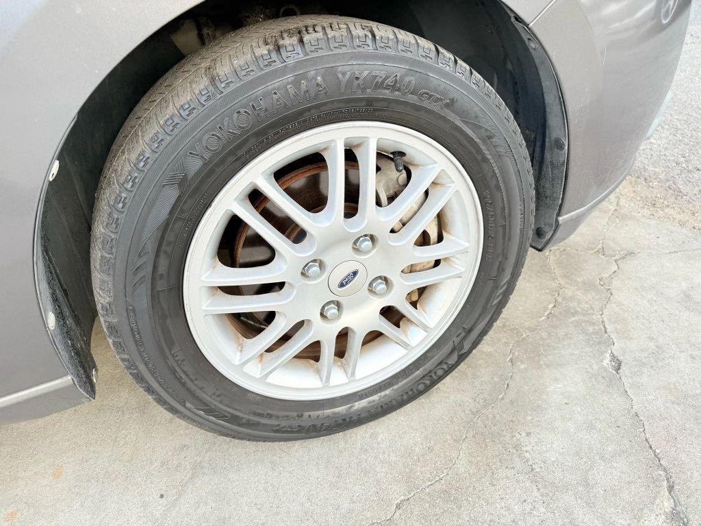 used 2010 Ford Focus car, priced at $4,999