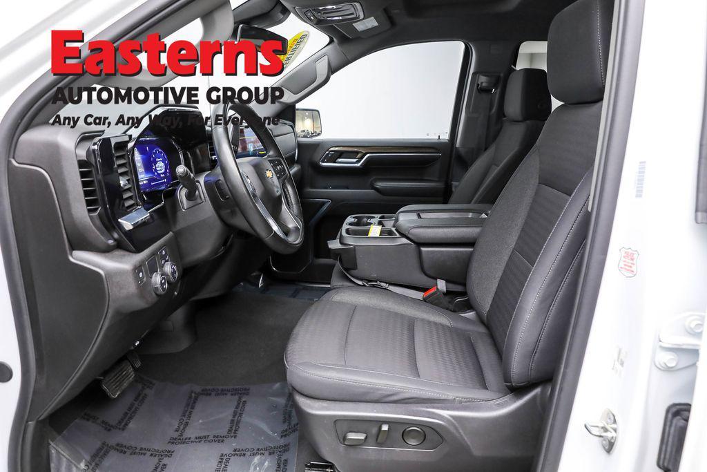 used 2024 Chevrolet Silverado 1500 car, priced at $32,950