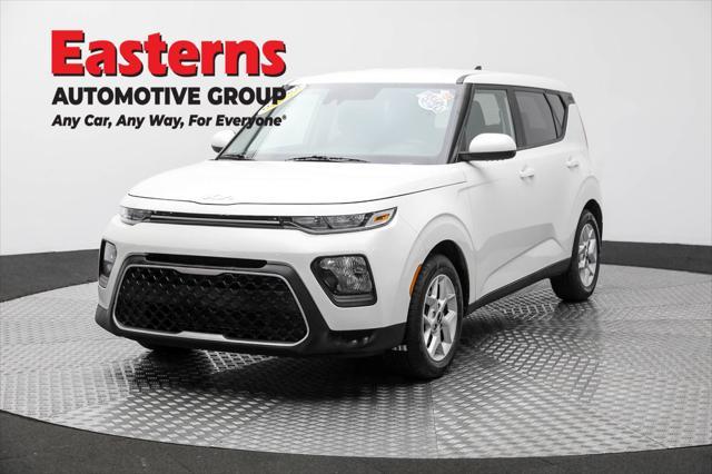used 2022 Kia Soul car, priced at $16,275