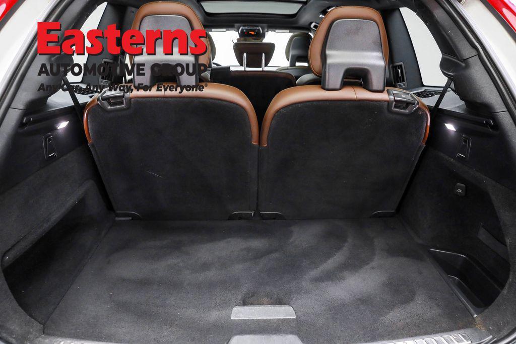 used 2022 Volvo XC90 car, priced at $30,950