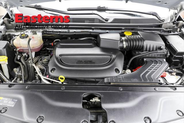 used 2023 Chrysler Pacifica car, priced at $28,390