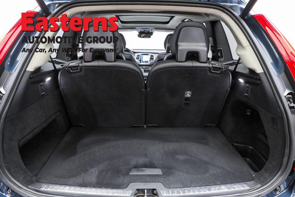 used 2022 Volvo XC90 Recharge Plug-In Hybrid car, priced at $28,725