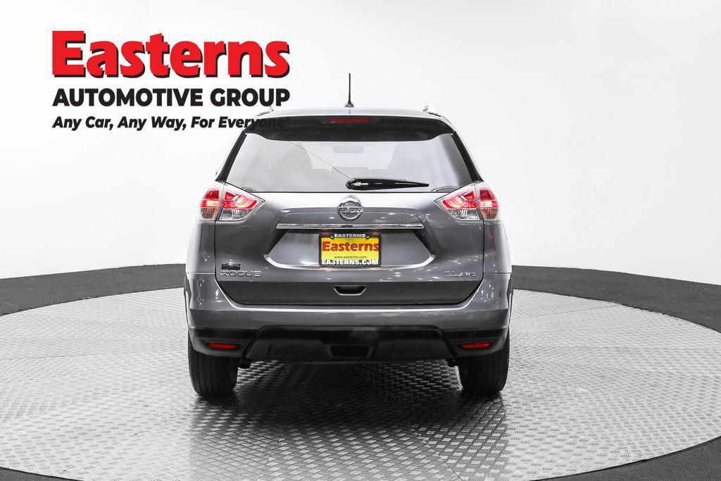 used 2016 Nissan Rogue car, priced at $13,375