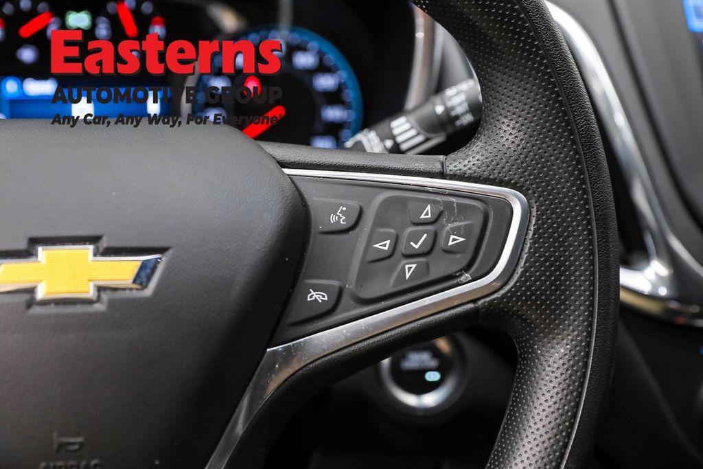 used 2022 Chevrolet Equinox car, priced at $21,290