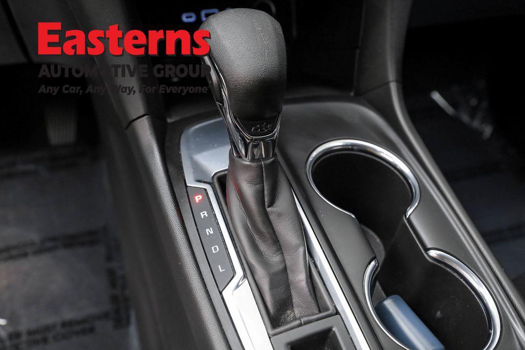 used 2022 Chevrolet Equinox car, priced at $21,290