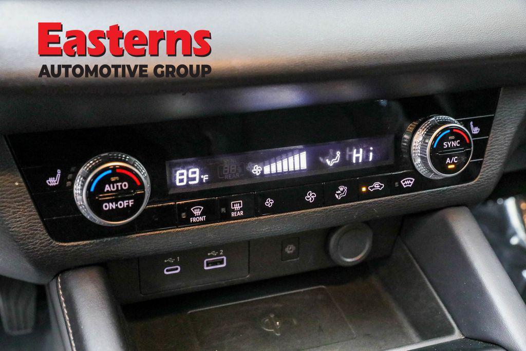 used 2024 Mitsubishi Outlander car, priced at $23,690