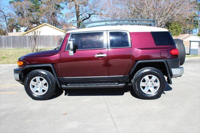 used 2007 Toyota FJ Cruiser car, priced at $11,995